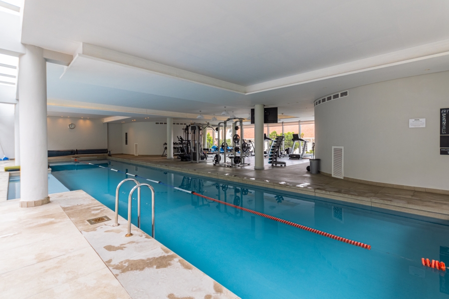 2 Bedroom Property for Sale in Sea Point Western Cape